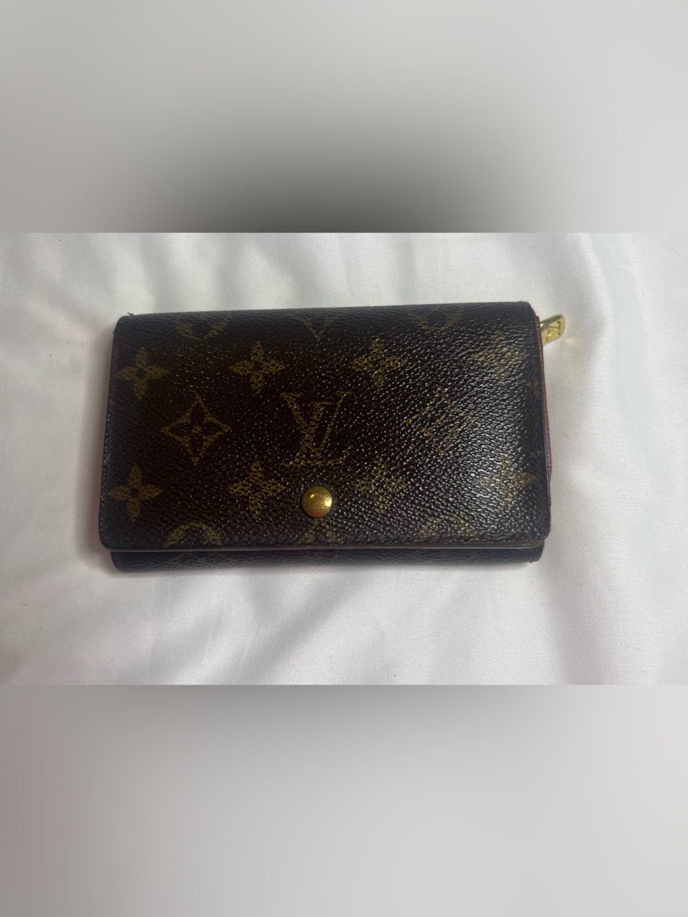 Louis Vuitton Tresor   Monogram Canvas Wallet with Gold-Tone Button